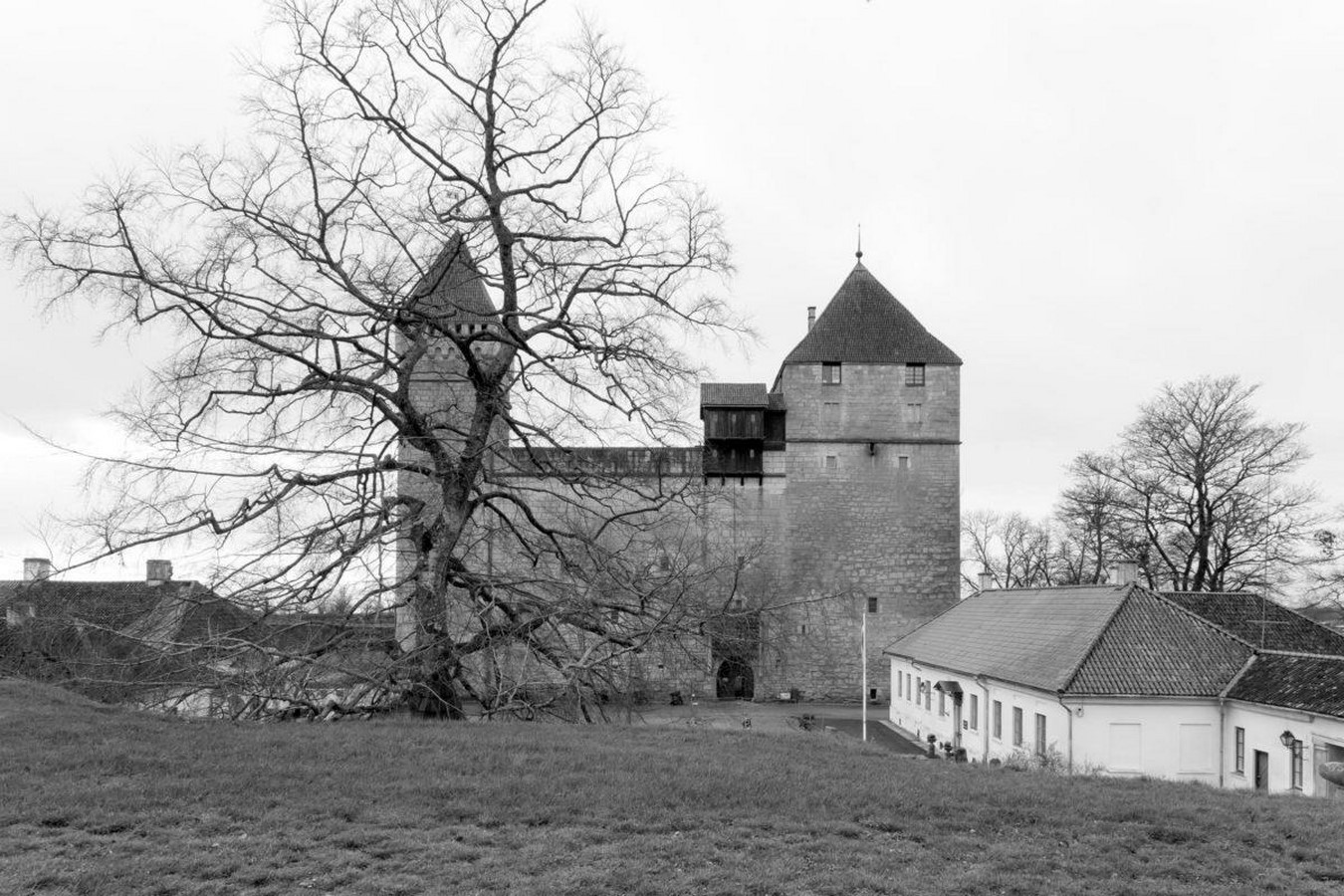 Forts in the world Kuressaare Castle, Estonia-Sheet1