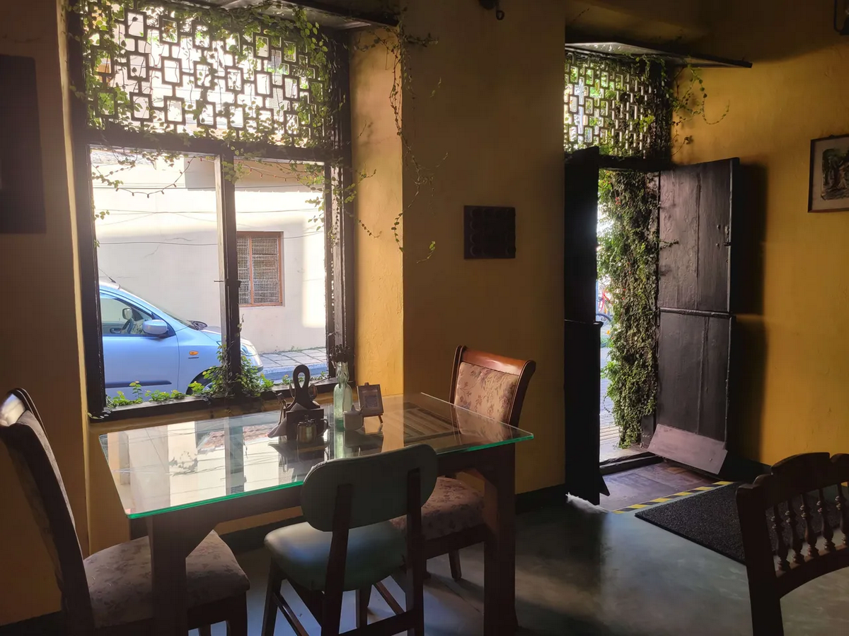 The return of craft in boutique spaces-Sheet2