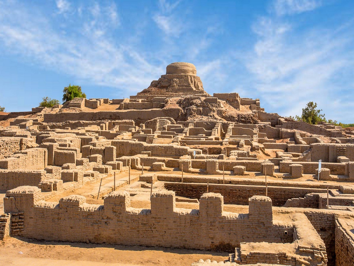 A Visitor's Guide to Architectural Gems in Pakistan-Sheet2