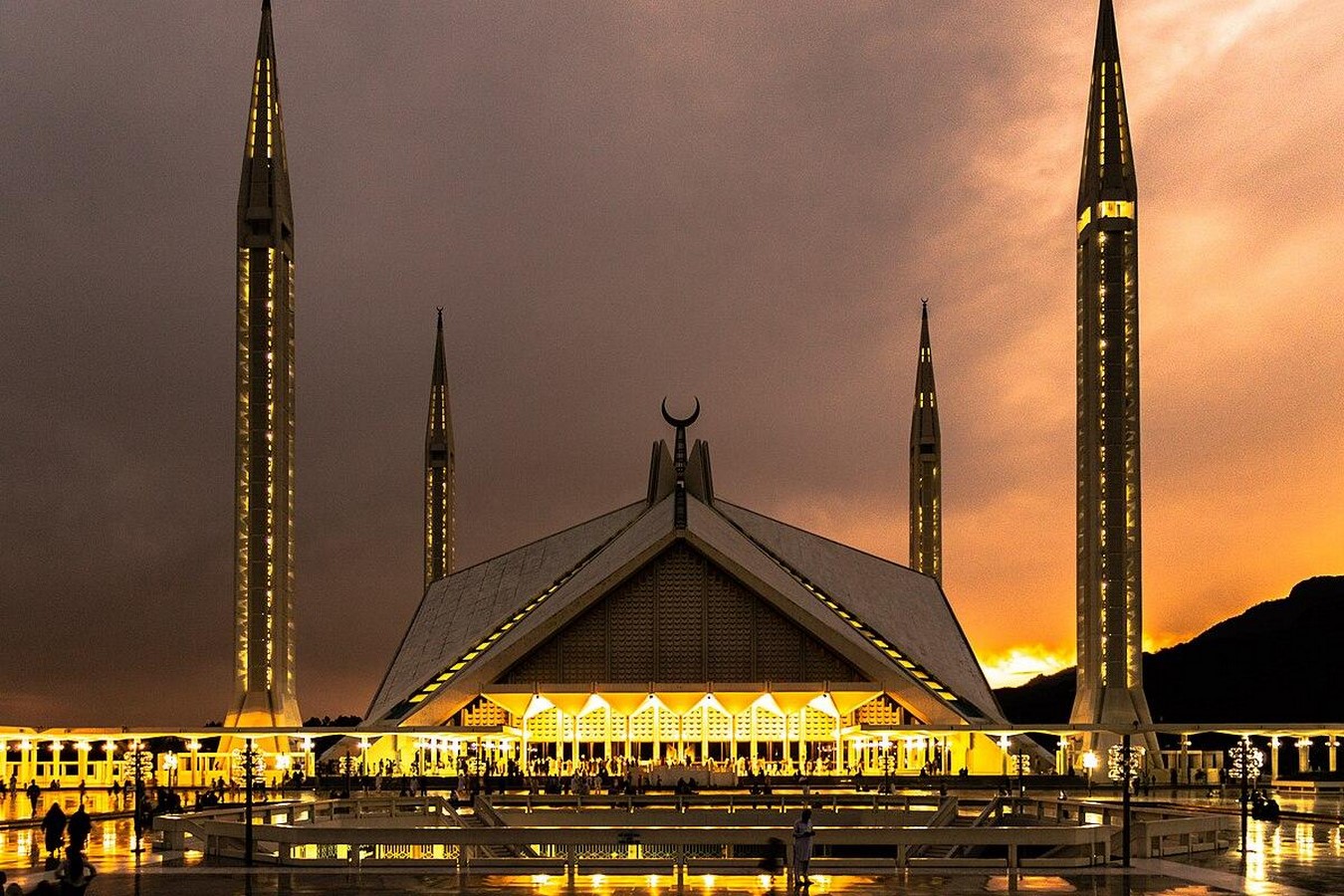 A Visitor's Guide to Architectural Gems in Pakistan-Sheet9