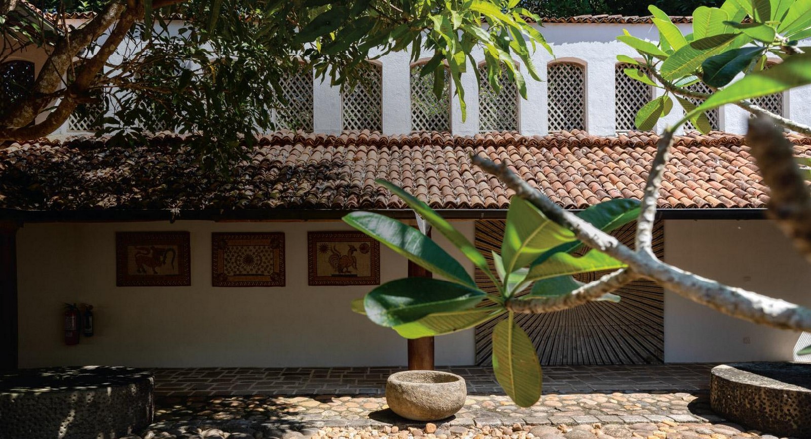 Architecture as a Form of Hospitality Memory Lunuganga Estate in Sri Lanka-Sheet2