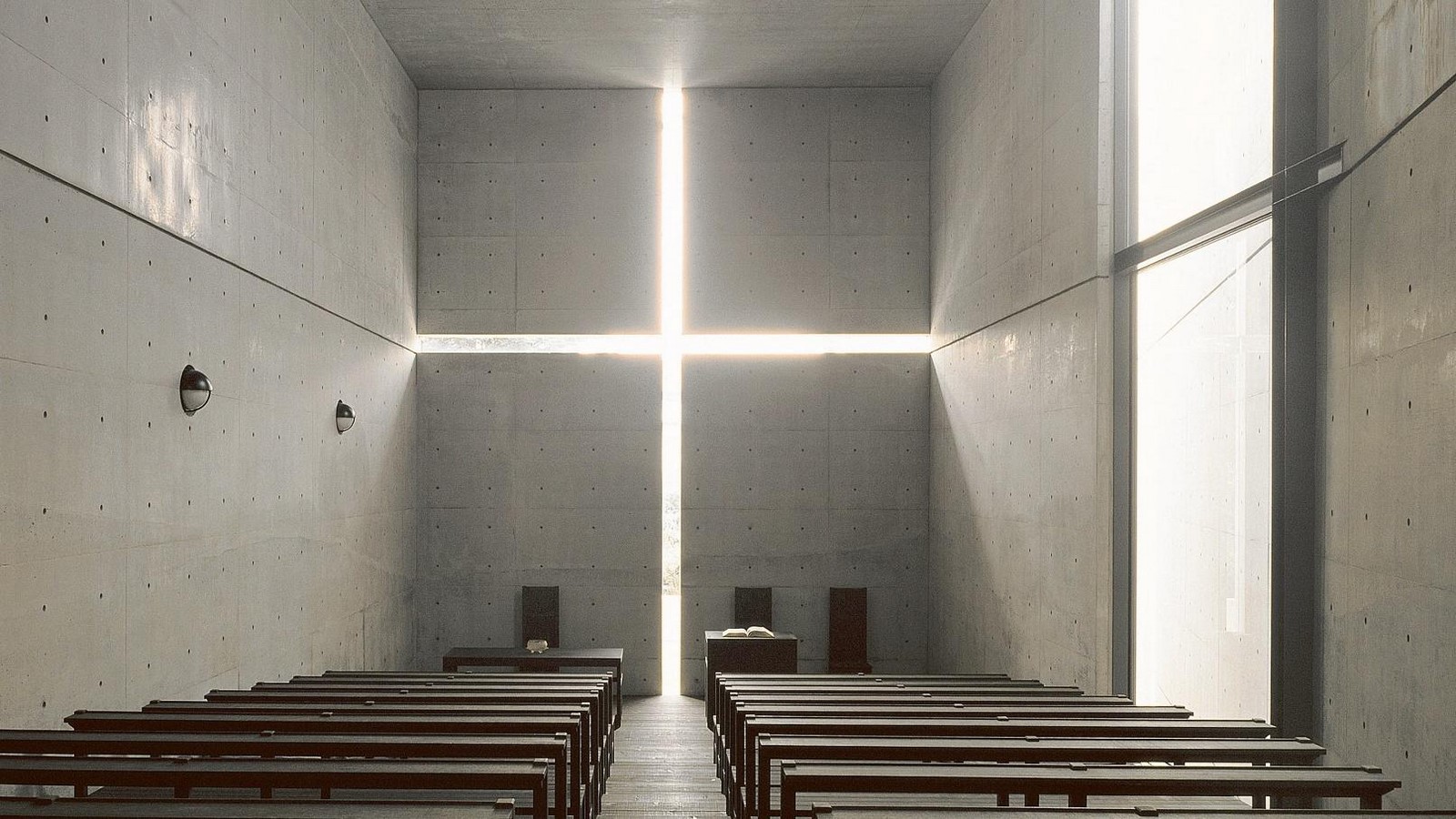 Silence in Space How Minimal Architecture Amplifies Human Experience-Sheet3