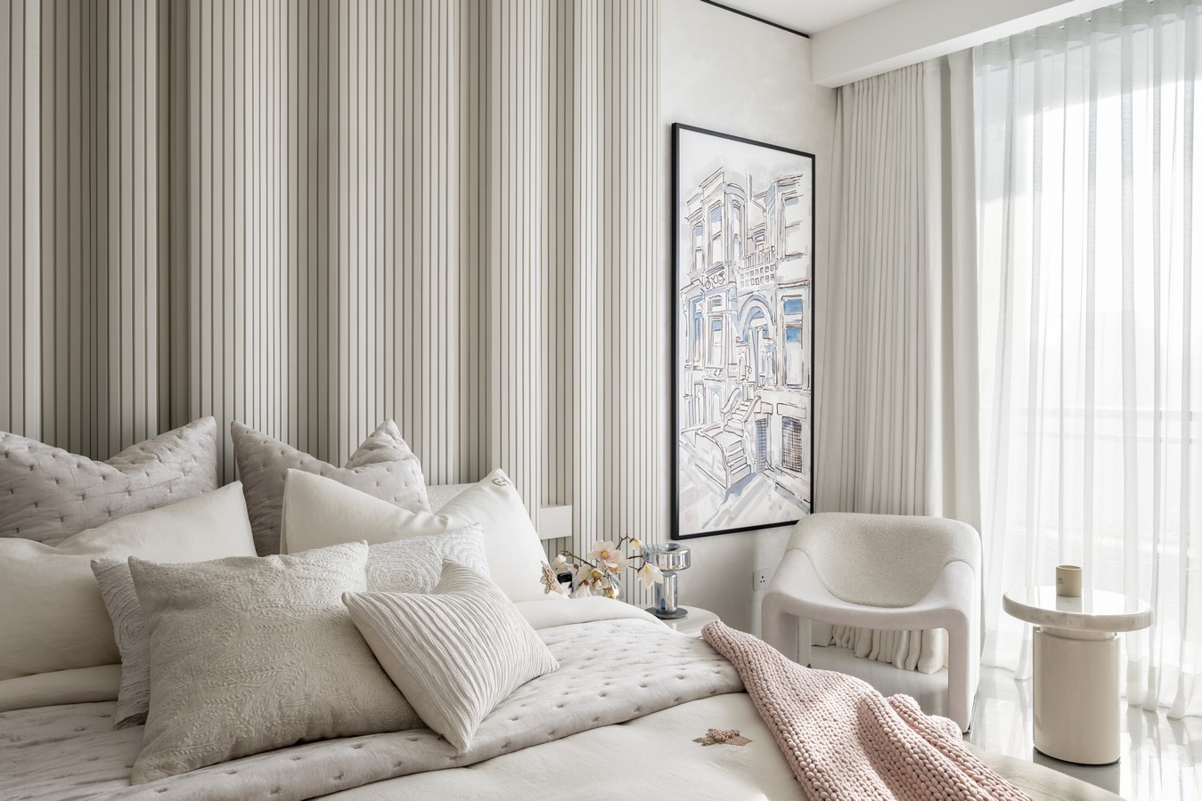 Cloud Dancer, But Make It Warm 7 Designers Doing It Right-Sheet2