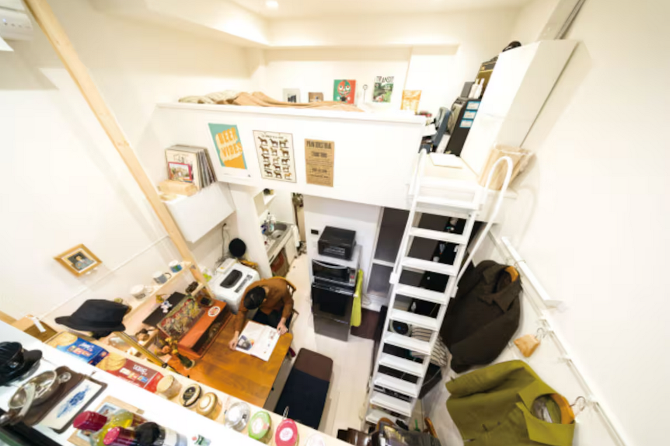 Tiny Homes vs. Big Feelings Psychological Limits of Compact Living-Sheet2