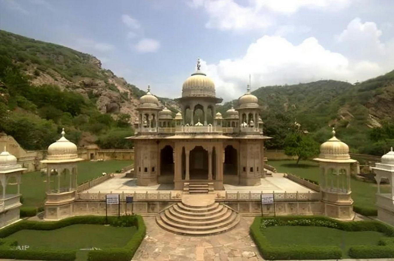 Gaitore Ki Chhatriyan, Aravali Hills-Sheet1