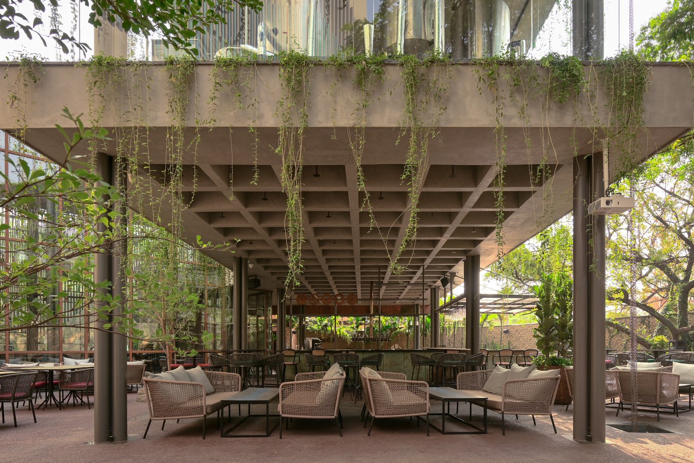 Babylon Bar & Restaurant by 23 Degrees Design Shift-Sheet8