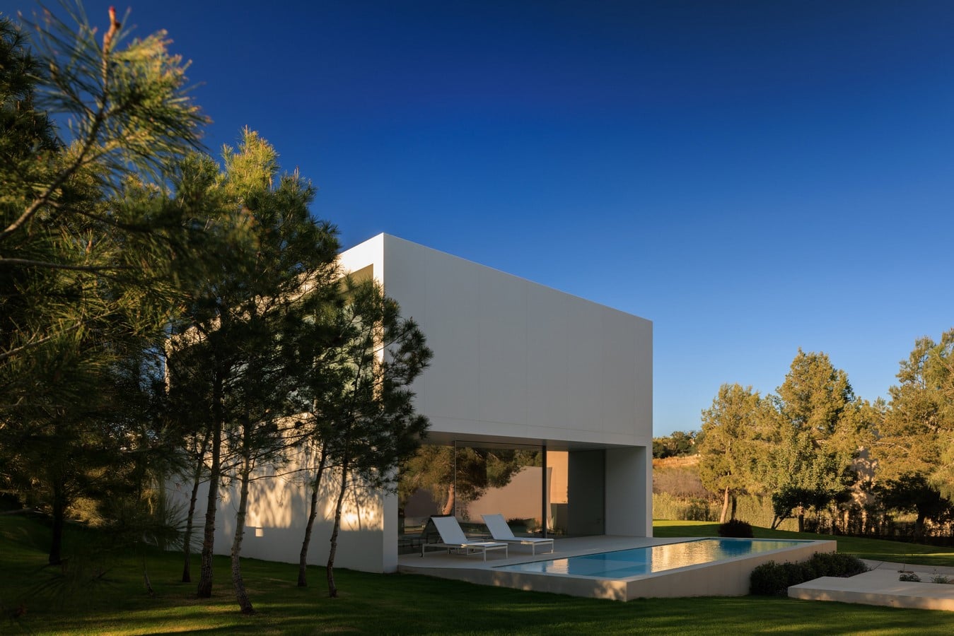 NIU N230 by Fran Silvestre Arquitectos-Sheet1
