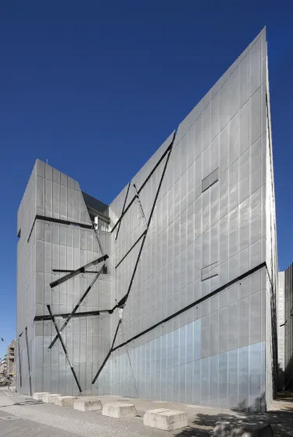 The Art of Deconstructing Architectural Storytelling-Sheet3