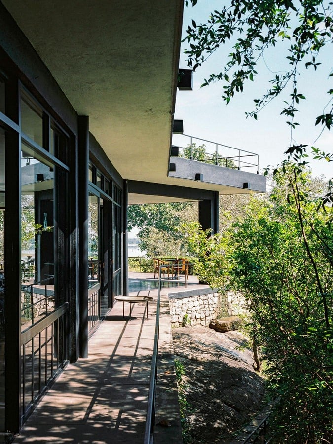 Blending Nature and Vernacular Geoffrey Bawa’s Tropical Modernism-Sheet4