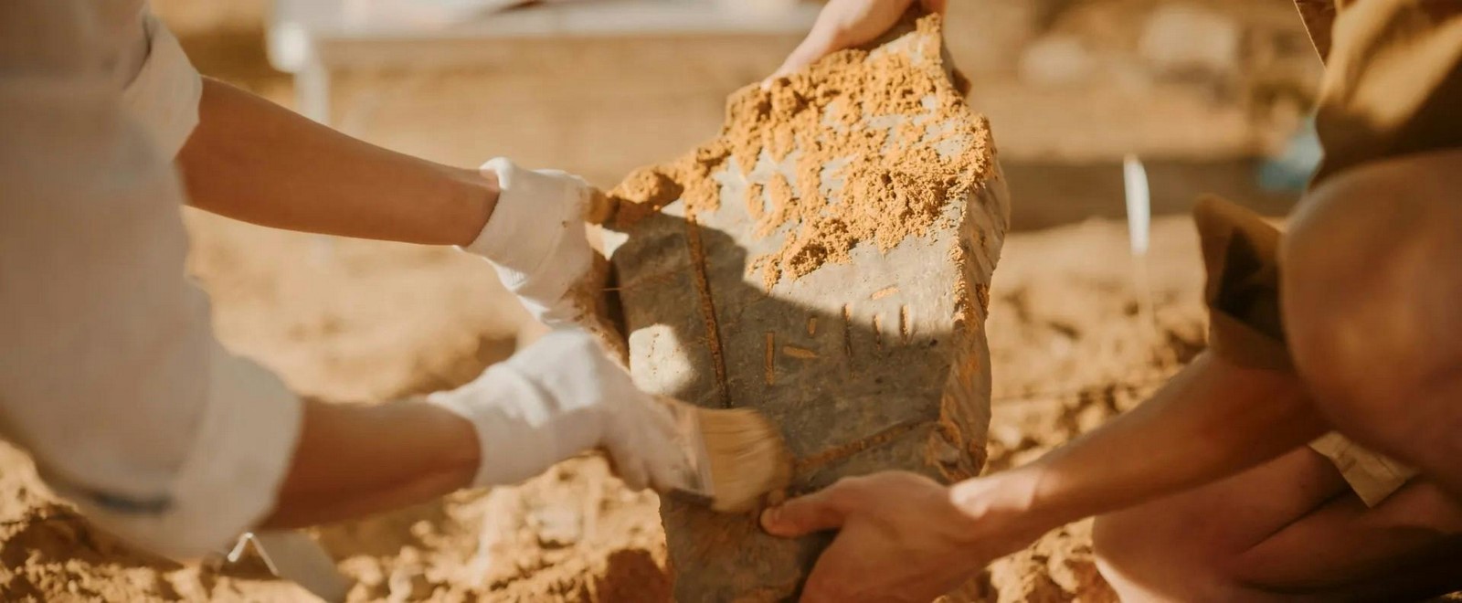 Digital custodian Technology and Sustainability in the Fight against Illegal Trafficking of artifacts-Sheet2