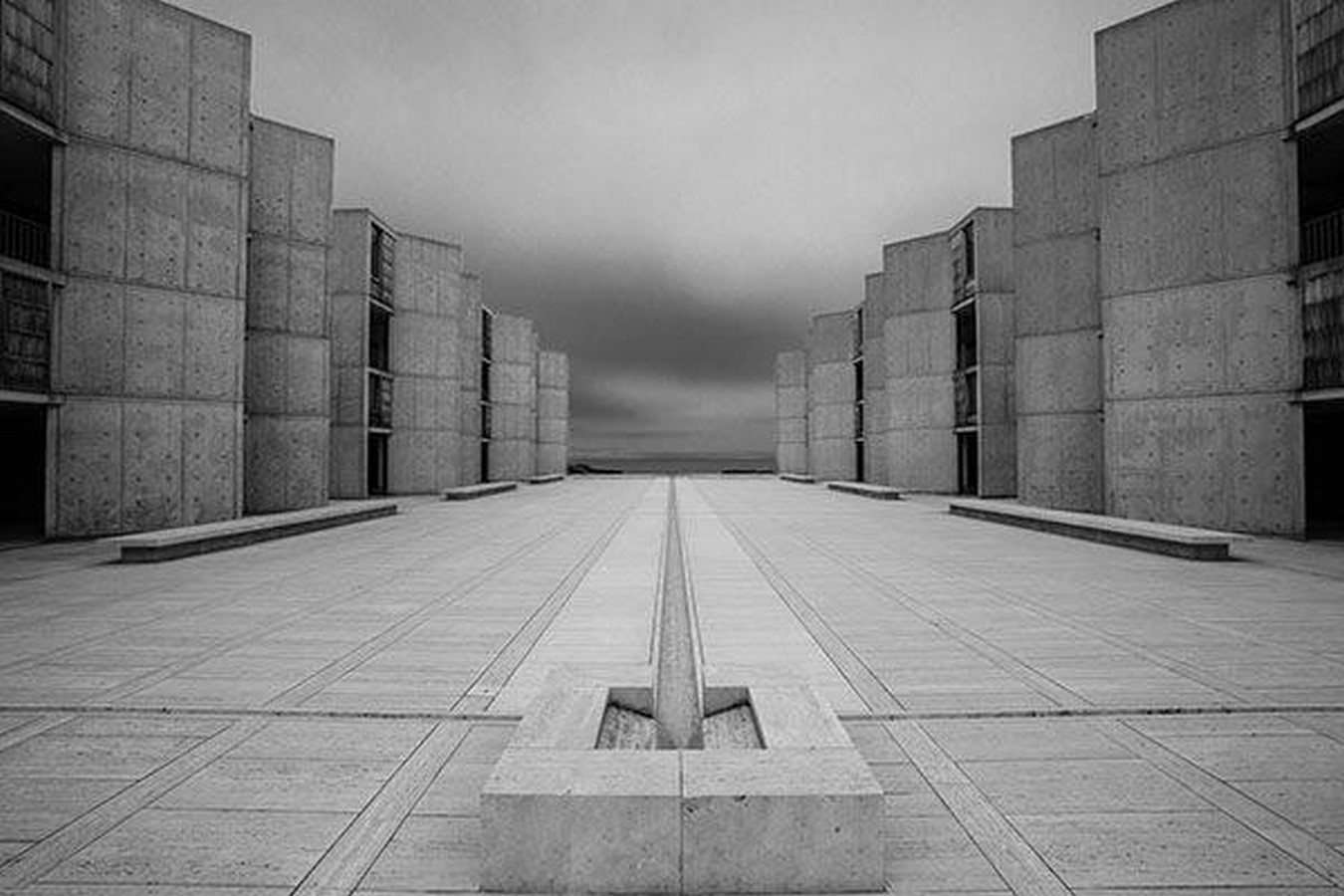 The Algorithmic Gaze How Neuro-Aesthetic Photography is Re-Coding Architectural Intuition-Sheet1