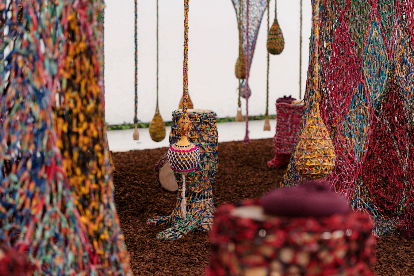 Ernesto Neto’s Textile Art Installation Paris’ Grand Palais captured by Paul Clemence-Sheet8
