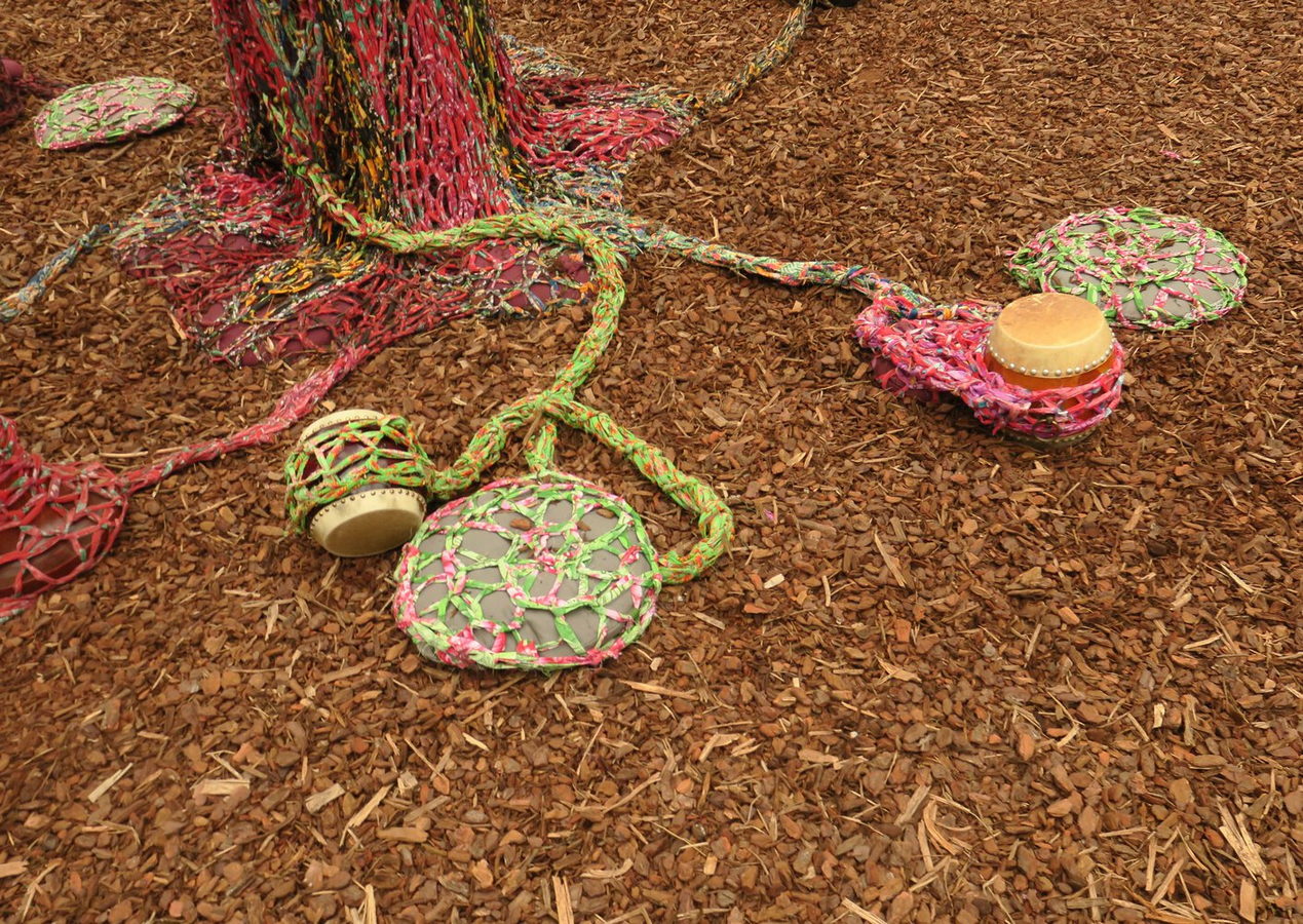 Ernesto Neto’s Textile Art Installation Paris’ Grand Palais captured by Paul Clemence-Sheet9