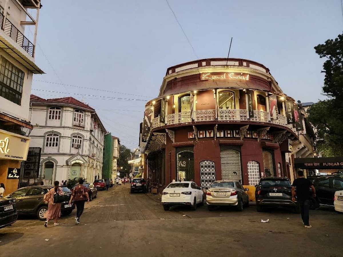 Walkable Neighbourhoods Cities Built for Vehicles, Not Humans-Sheet3