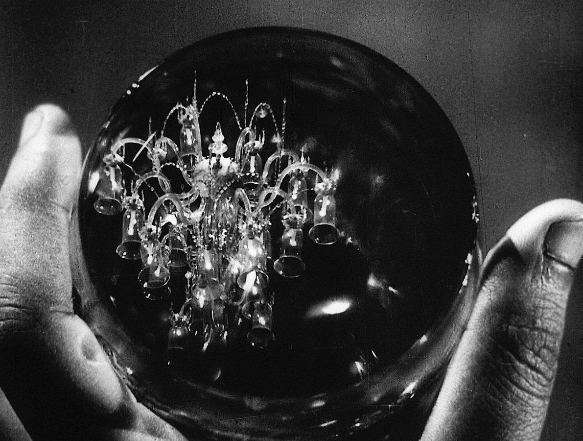 The Built Imaginary Cinematic Space as Narrative Protagonist in the Works of Tarkovsky, Ray, Lynch, and Villeneuve-Sheet11