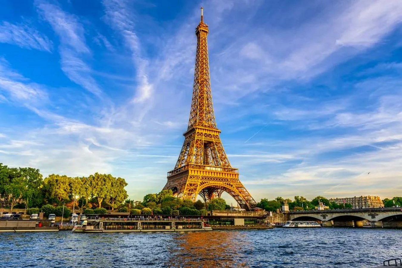 Lighting Up Paris The Evolution of the Eiffel Tower’s Illumination-Sheet1