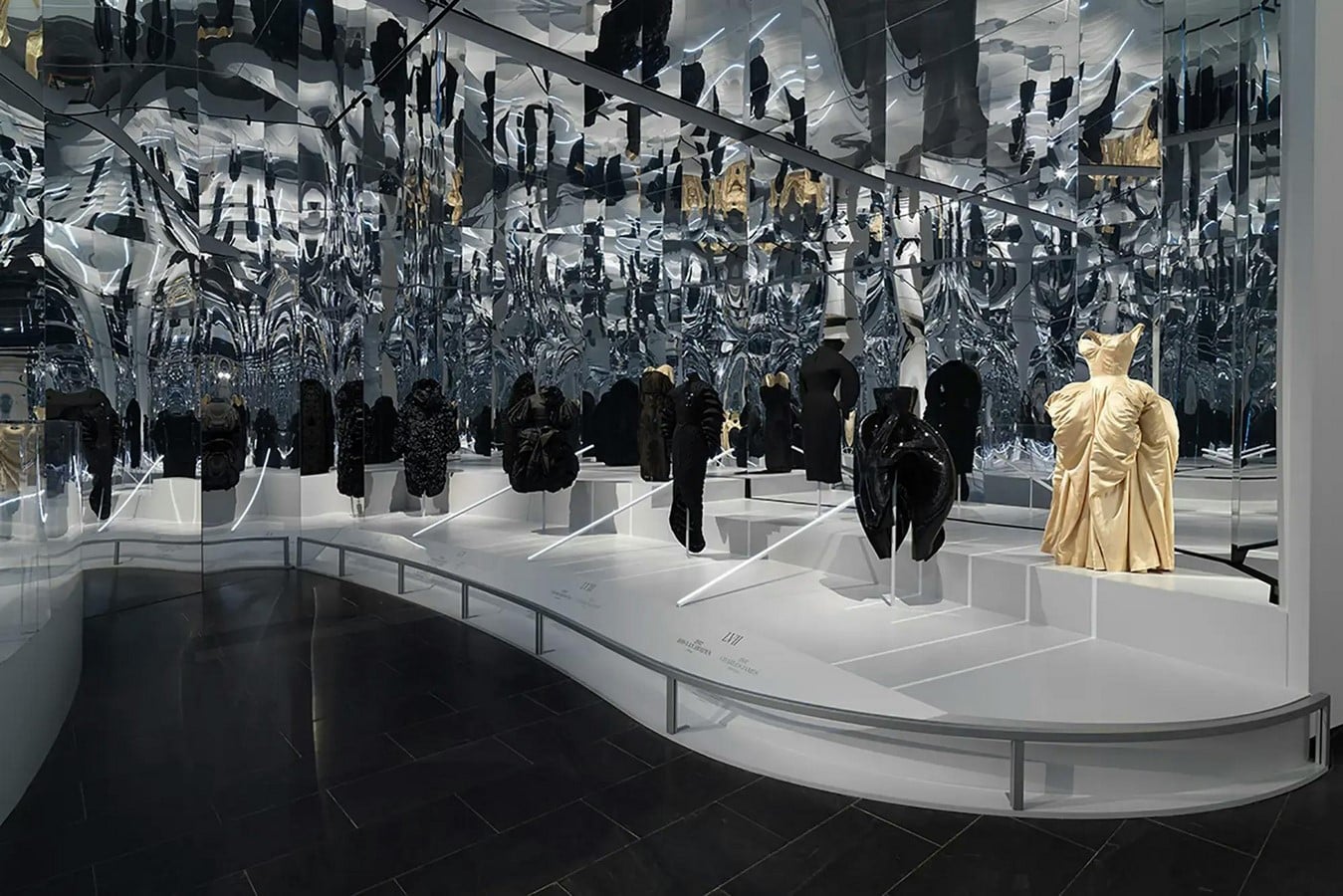 Understanding the 2026 fashion industry-Sheet3