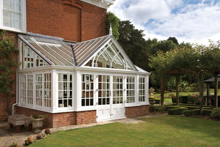 Orangery vs Conservatory: A Complete Comparison for UK Homeowners - RTF ...