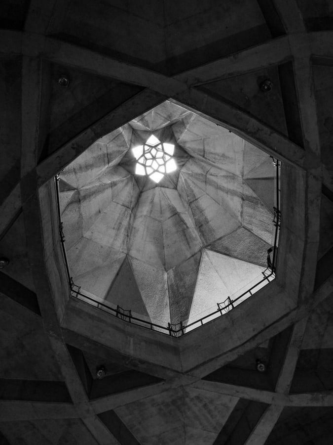 Light, Colour, Shadow Crafting Emotional Atmospheres in Design-Sheet7
