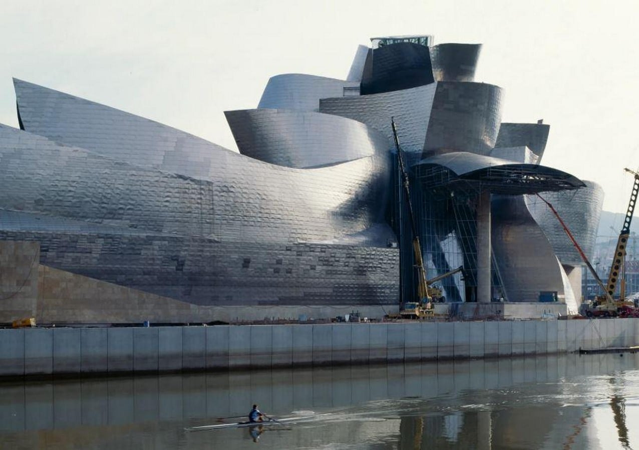 Notable Works of Frank Gehry When Buildings Refuse to Stay Quiet-Sheet4