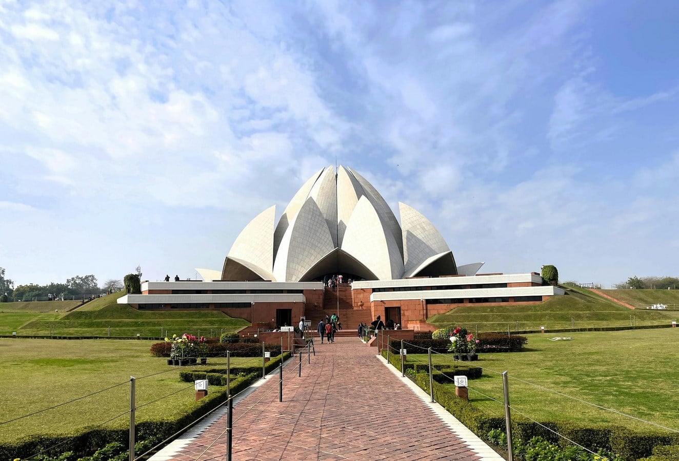 Lotus Temple by Fariborz Sahba-Sheet2