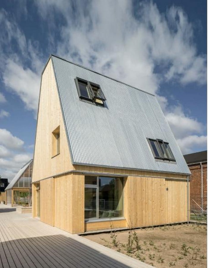 The environmental cost of Minimalist design trend-Sheet4