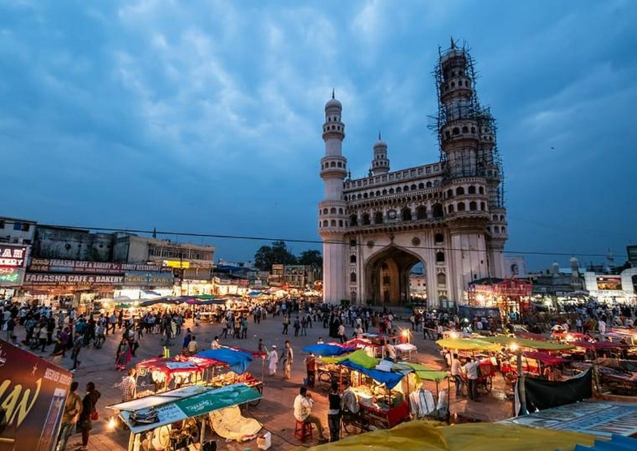 Informal Markets and the Grammar of Public Space-Sheet4