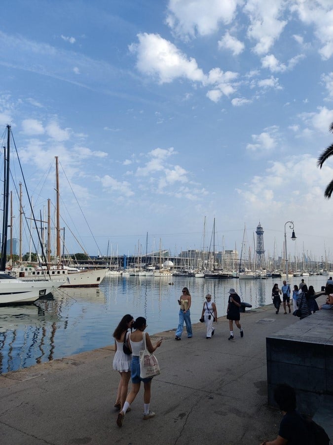Who Owns the City Barcelona and the Question of Urban Identity-Sheet4