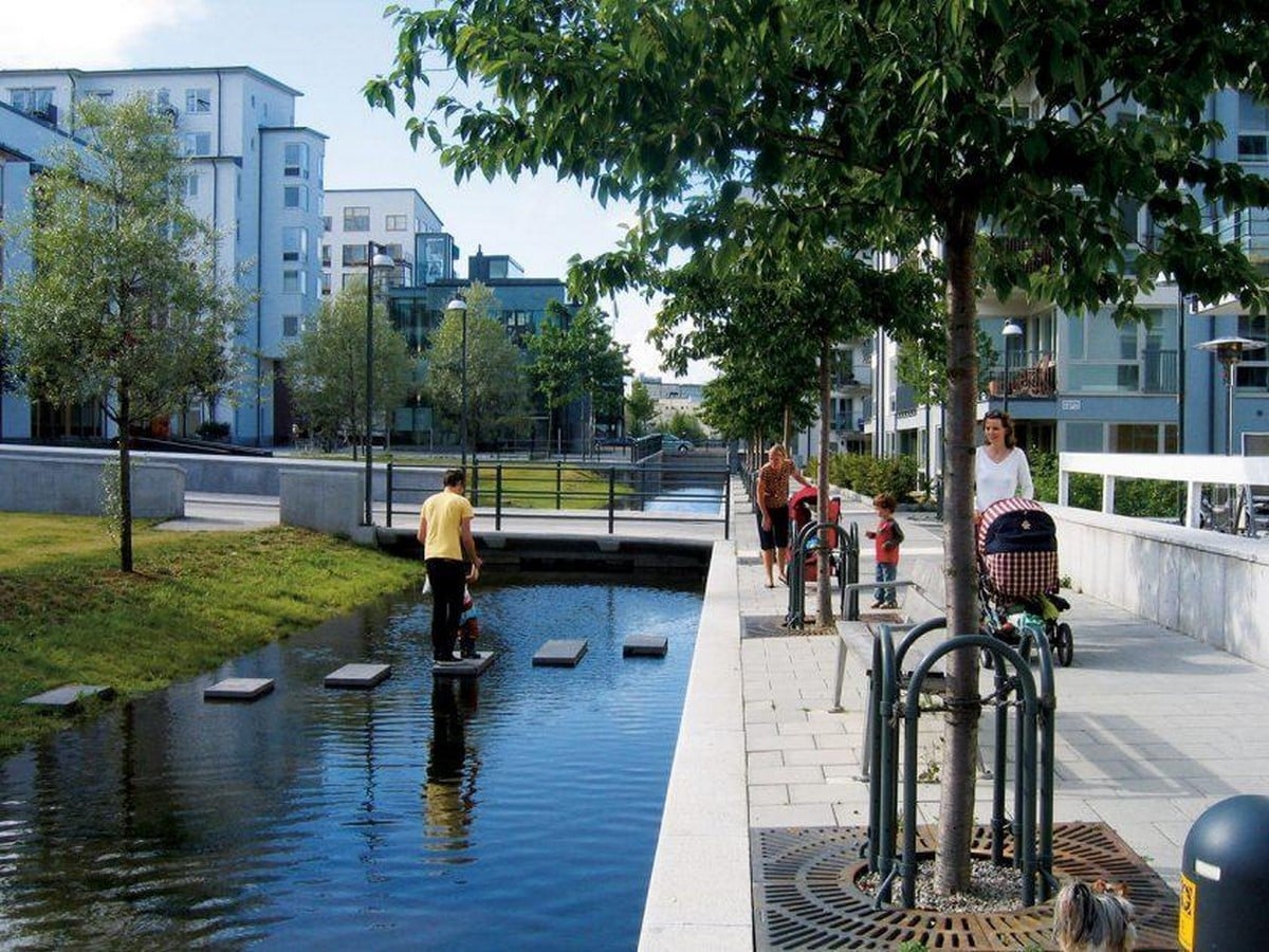 Streets That Feed the Grid Net-zero energy neighbourhoods in Scandinavian suburbs-Sheet1