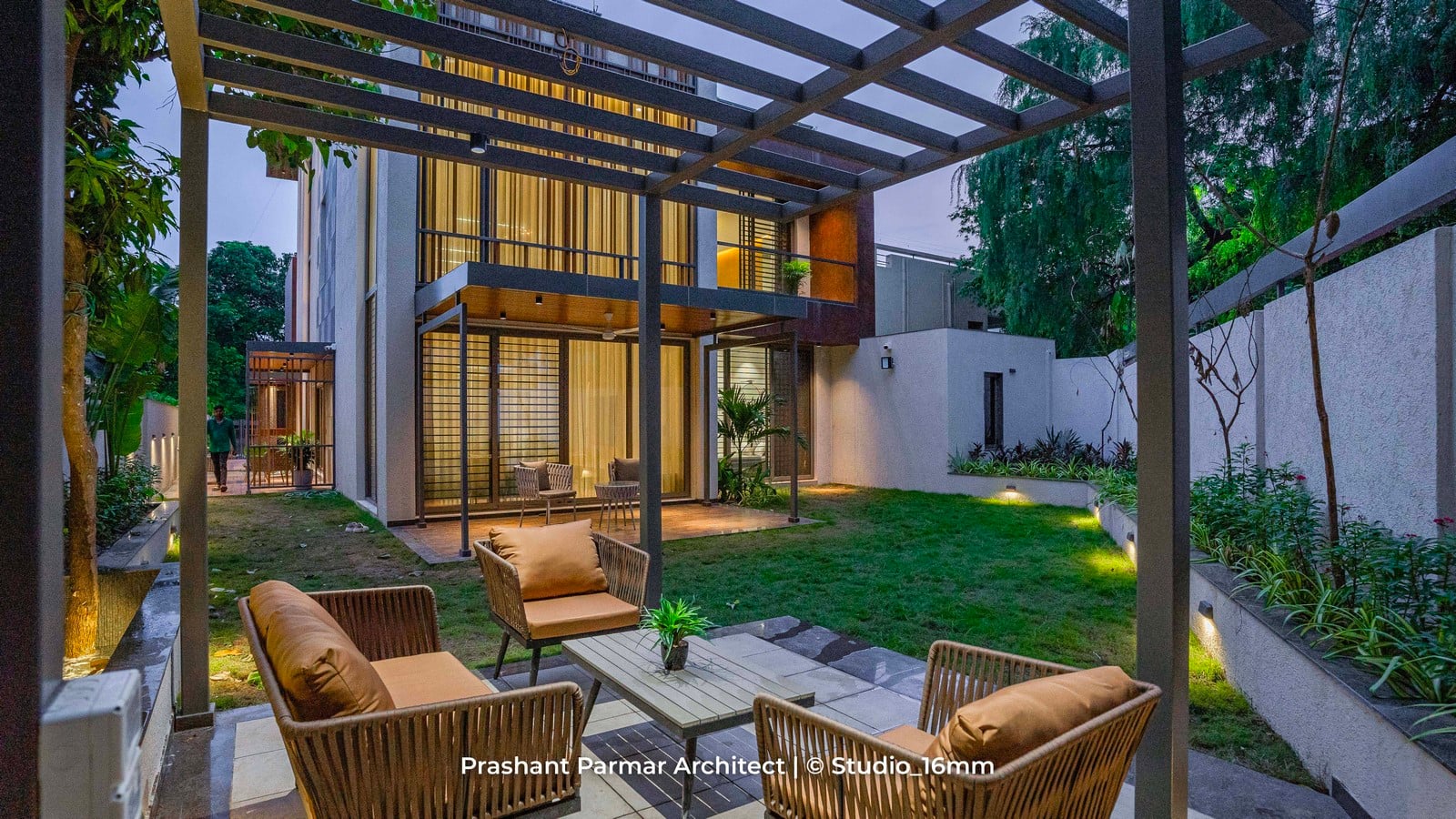 Bungalow at Satyagrah Chhavani by Prashant Parmar Architect-Sheet2
