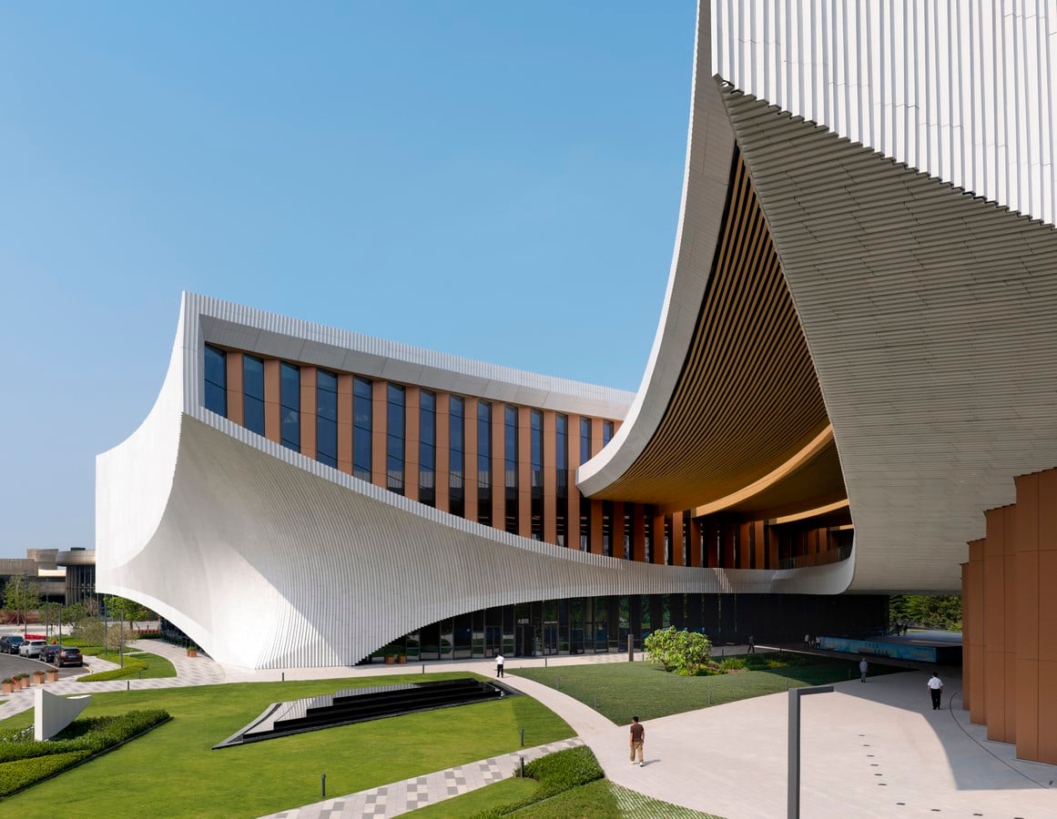 Songshan Lake Exhibition and Performance Centre by ZHA-Sheet3