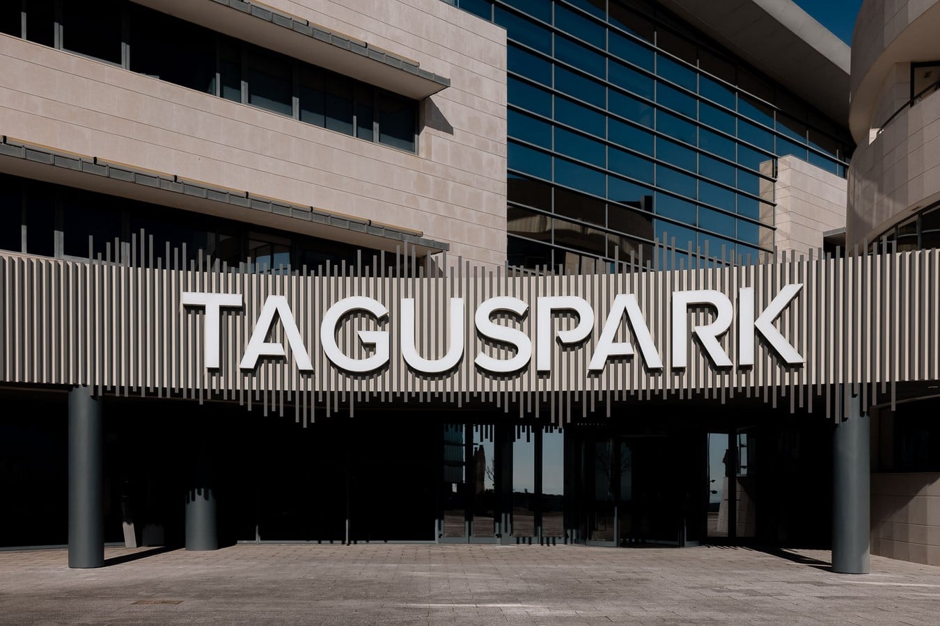 Taguspark Central Hub Building by Contacto Atlântico-Sheet2
