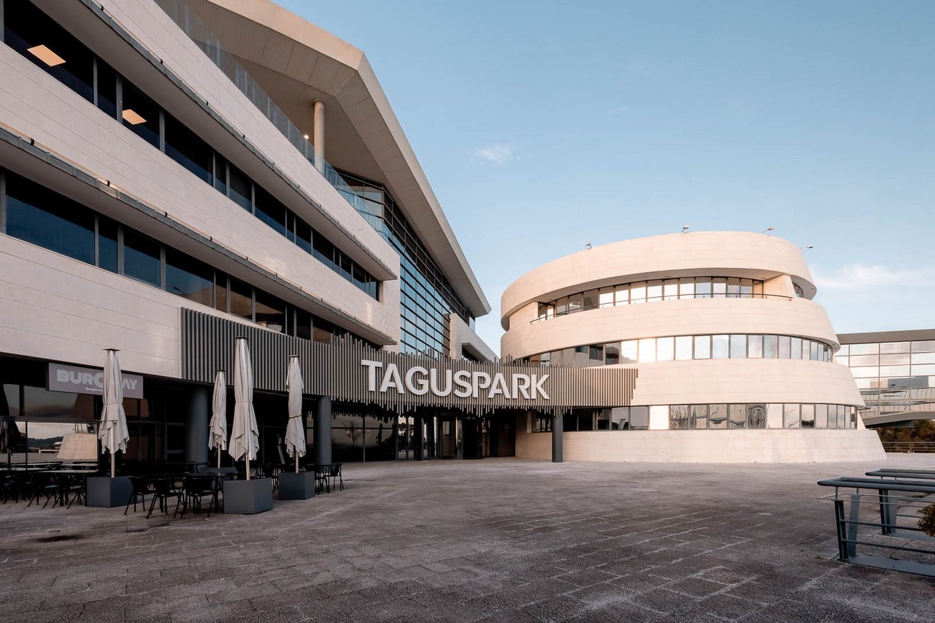 Taguspark Central Hub Building by Contacto Atlântico-Sheet8