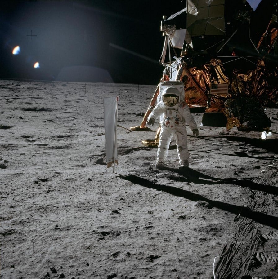 What Would You Build on the Moon? Architecture Through the Lens of Astrophysics-Sheet1