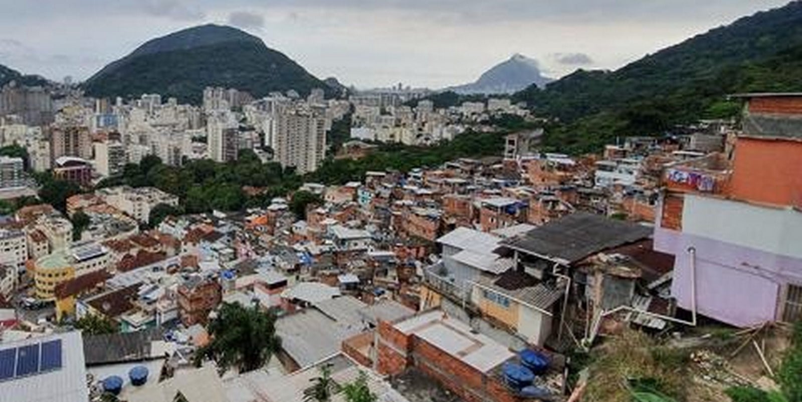 What informal settlements can teach professional architecture about resilience-Sheet7