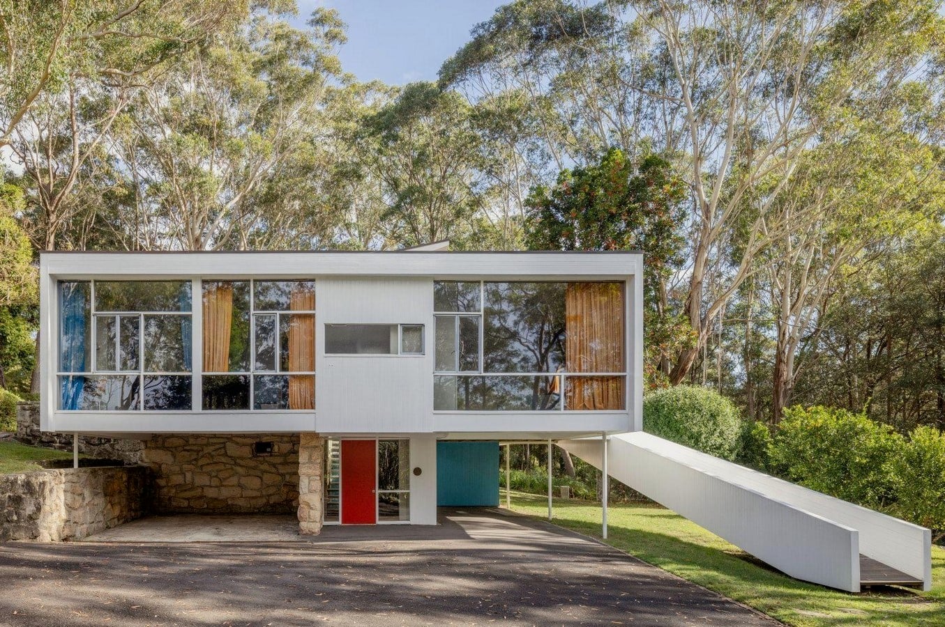 Beyond the Glass Box Why Bauhaus Still Rules Modern Architecture-Sheet3