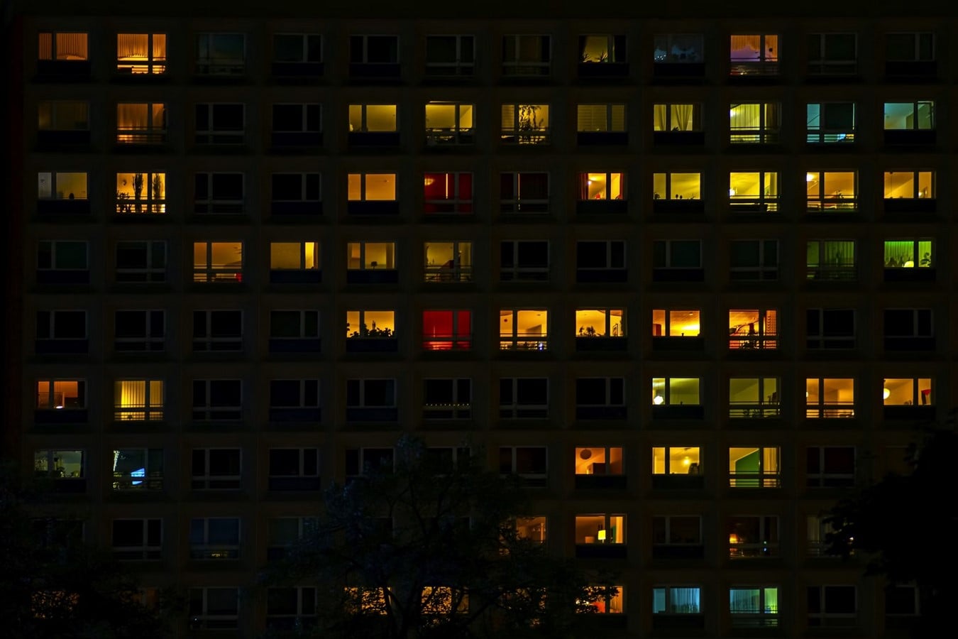 Architecture of Loneliness Spatial Patterns of Isolation in Big Cities-Sheet1
