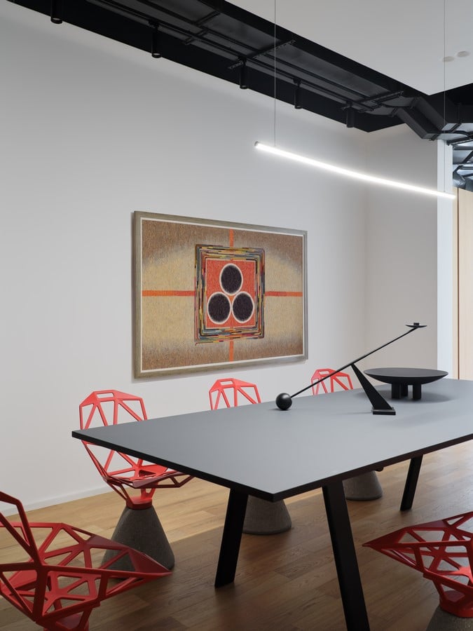 Art-filled 172 m² private office by Anara Zakenova-Sheet2