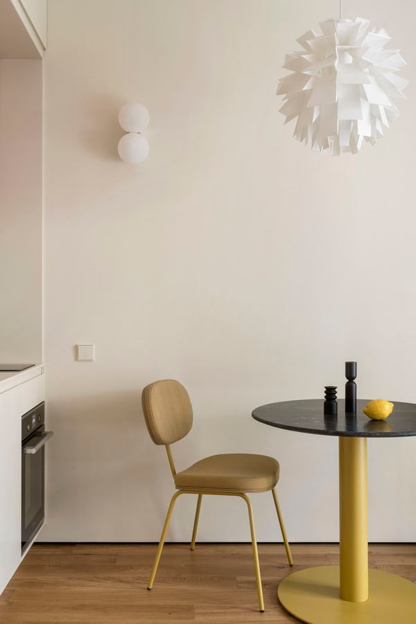 28 m² Studio Apartment in Moscow by Danilia Khutbeeva-Sheet2