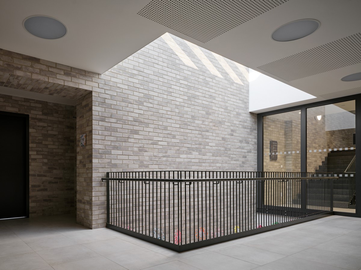 Čebín Primary School by knesl kynčl architekti-Sheet6