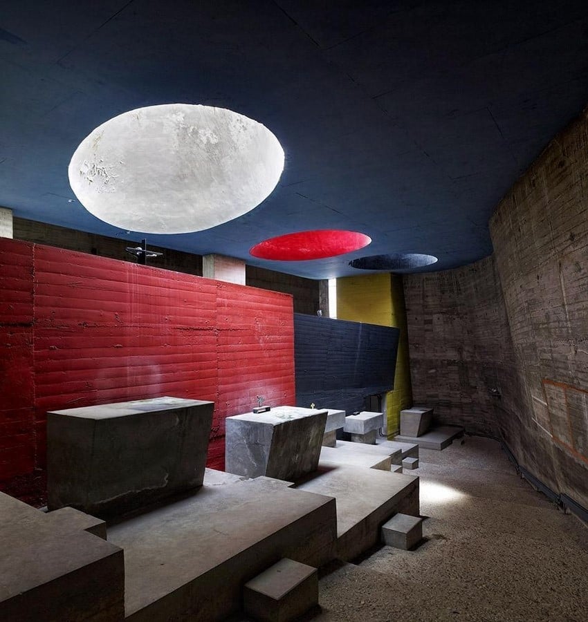 How Light Shapes Our Experience of Space-Sheet1