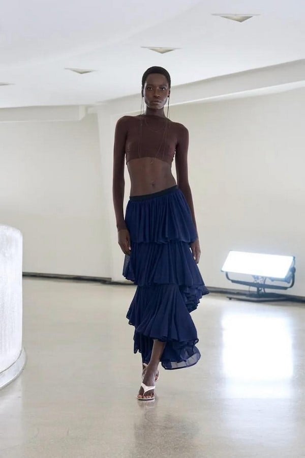 Wearable Architecture Where Fashion and Architecture Merge-Sheet9