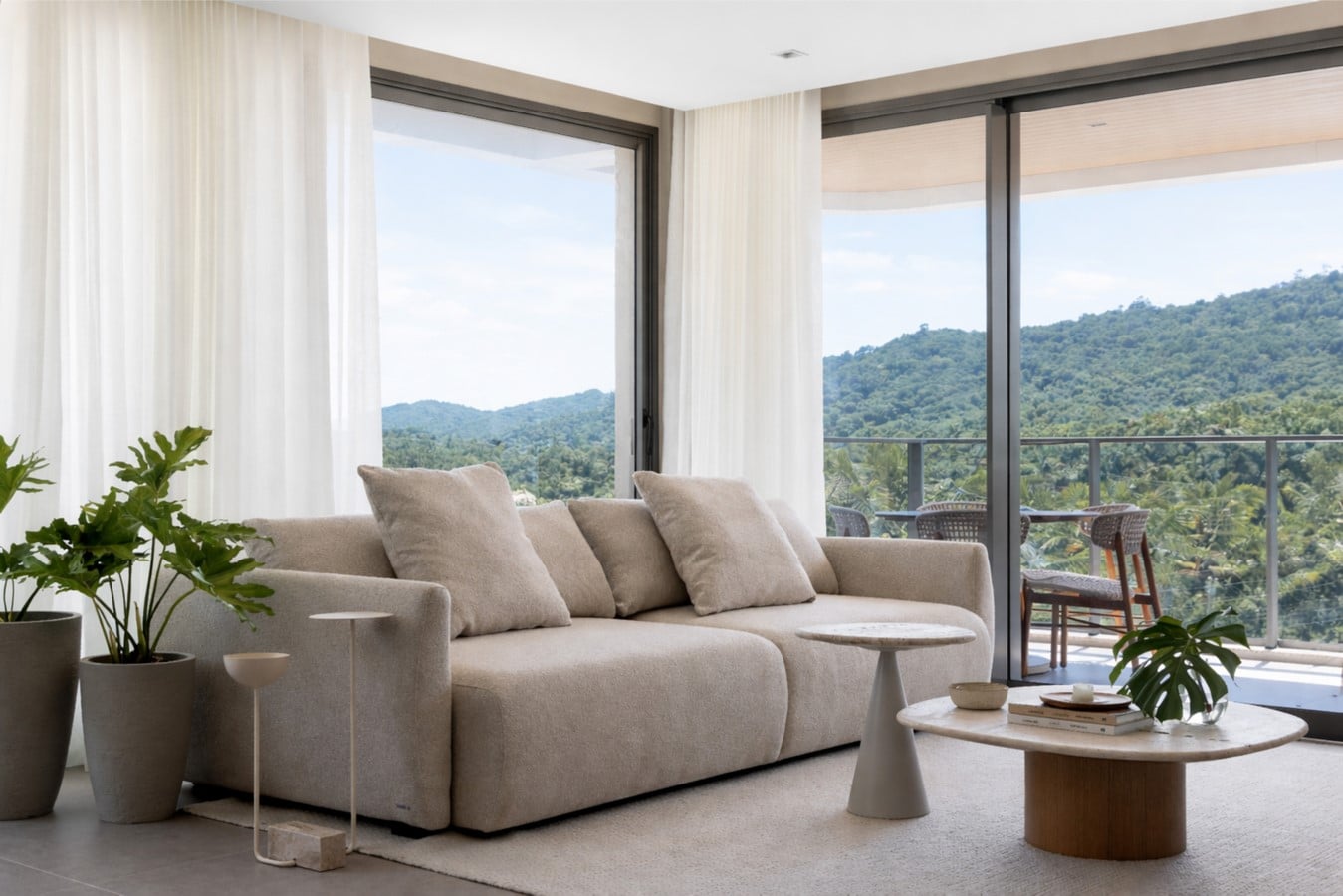 Contemporary Coastal Apartment in Brazil by Mariana Maisonnave Arquitetura-Sheet10