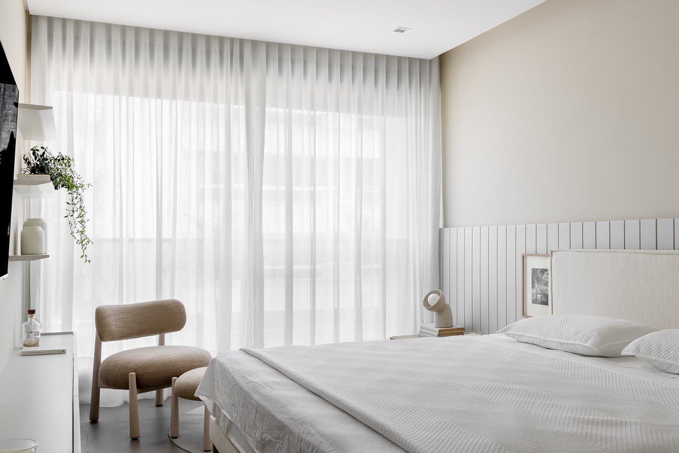Contemporary Coastal Apartment in Brazil by Mariana Maisonnave Arquitetura-Sheet7