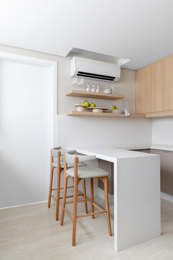 Praia Mansa Seaside Apartment by Caroline Andrusko Arquitetos-Sheet5