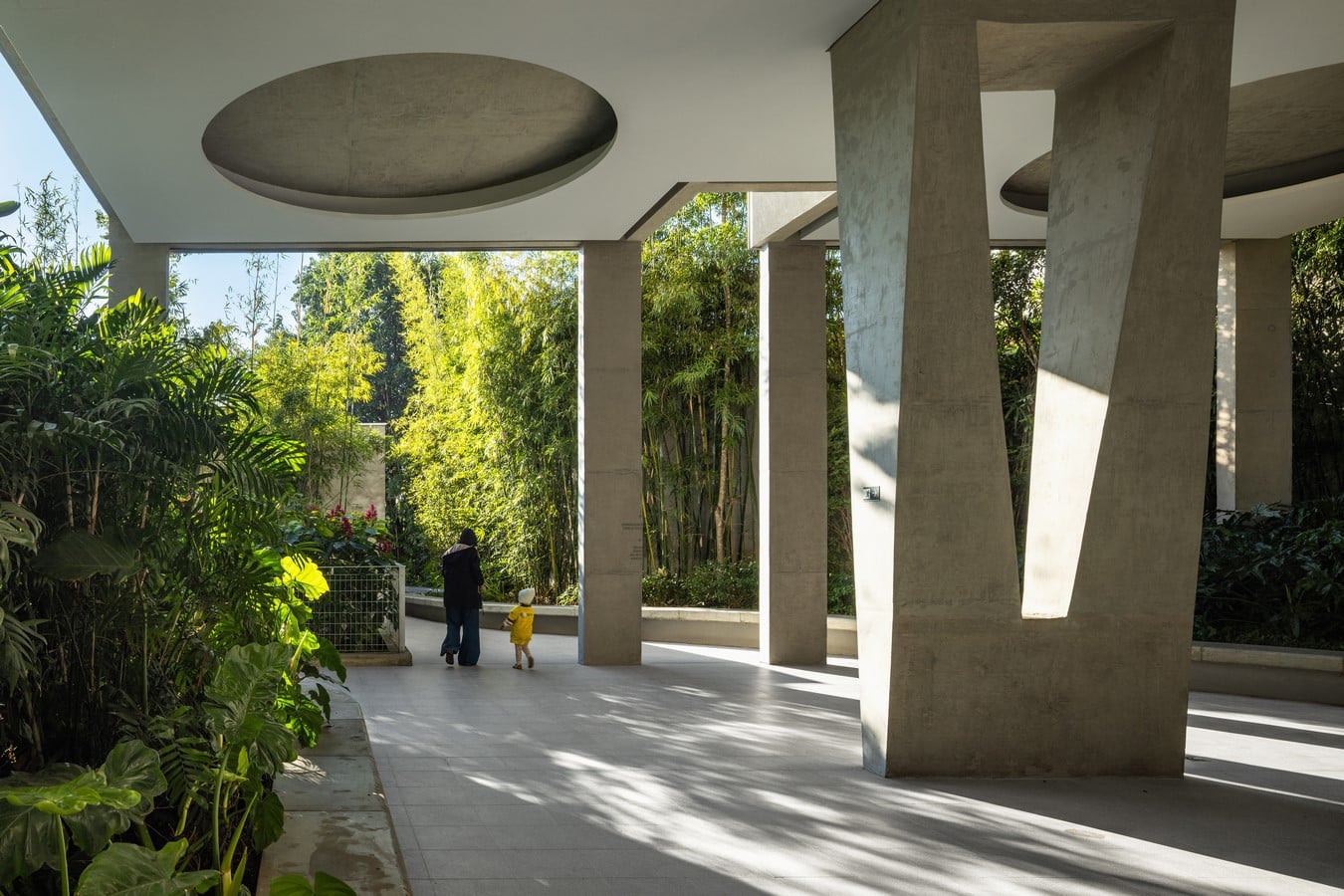 Floresta by MMBB Architecture + Rodrigo Oliveira Landscaping-Sheet1