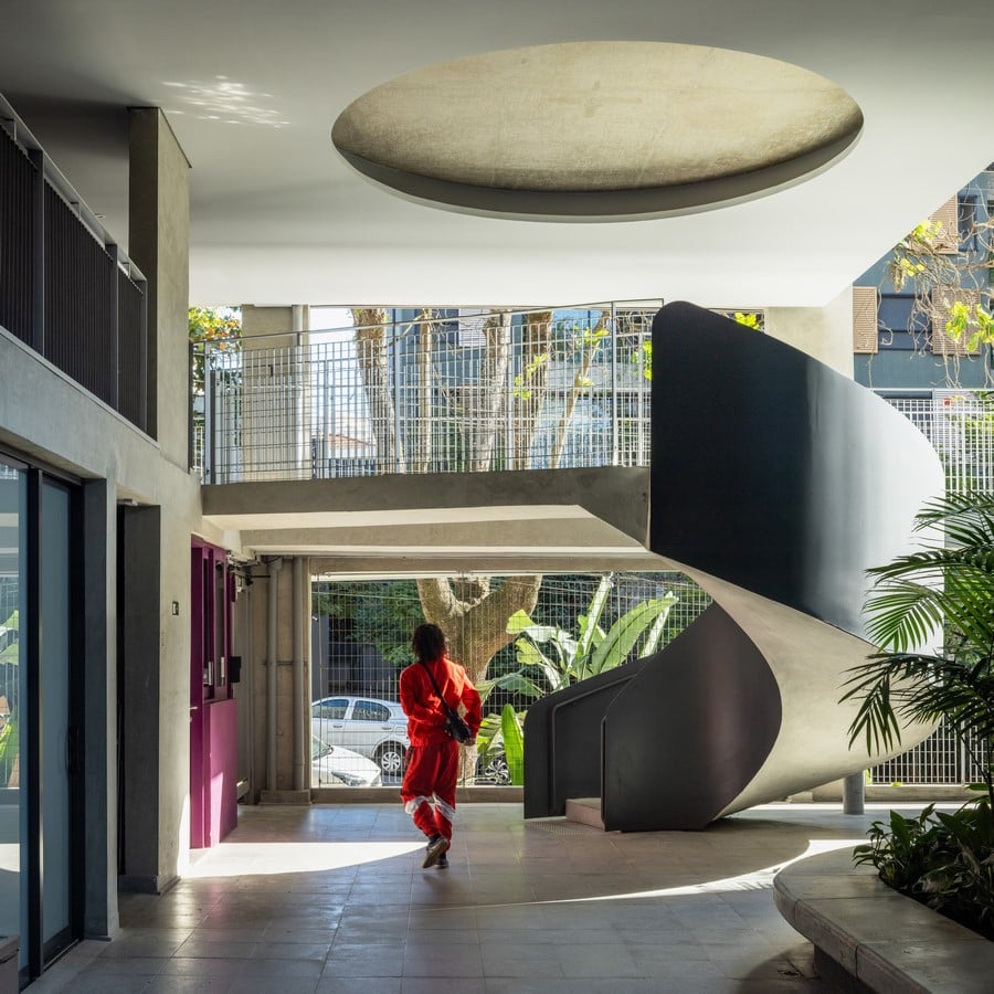 Floresta by MMBB Architecture + Rodrigo Oliveira Landscaping-Sheet4