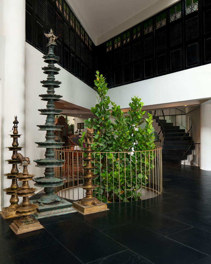 Seven Floors, 20,000 Sq. Ft. and a 1987 Landmark by Th-Sheet5