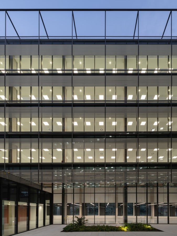 HIIT Barcelona offices by OAB Arquitectos-Sheet2