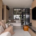 Carvalho Apartment by Paula Aveiro Arquitetos-Sheet8